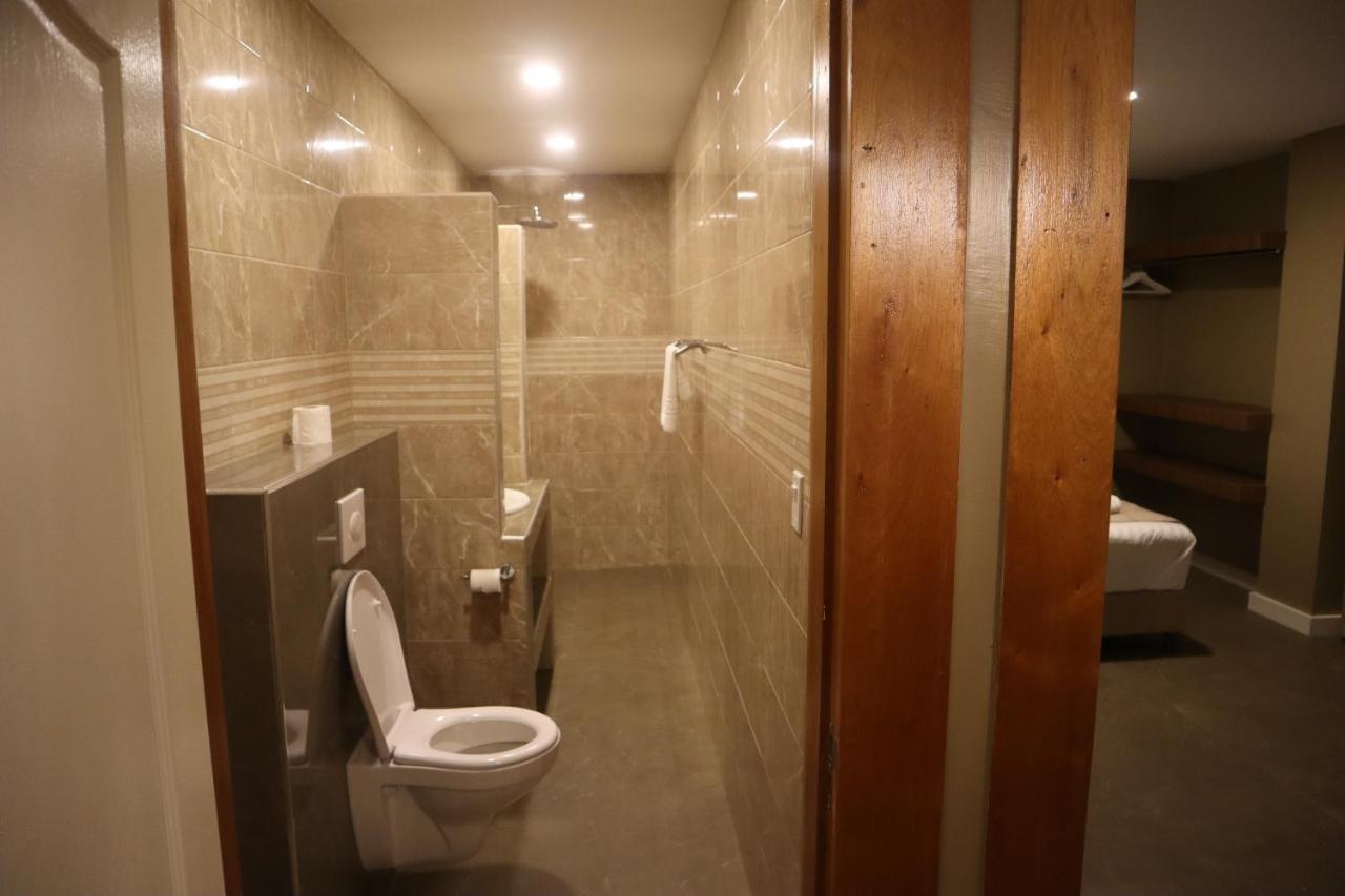Empire Apartments Su 2 Marthastraat Paramaribo Luaran gambar
