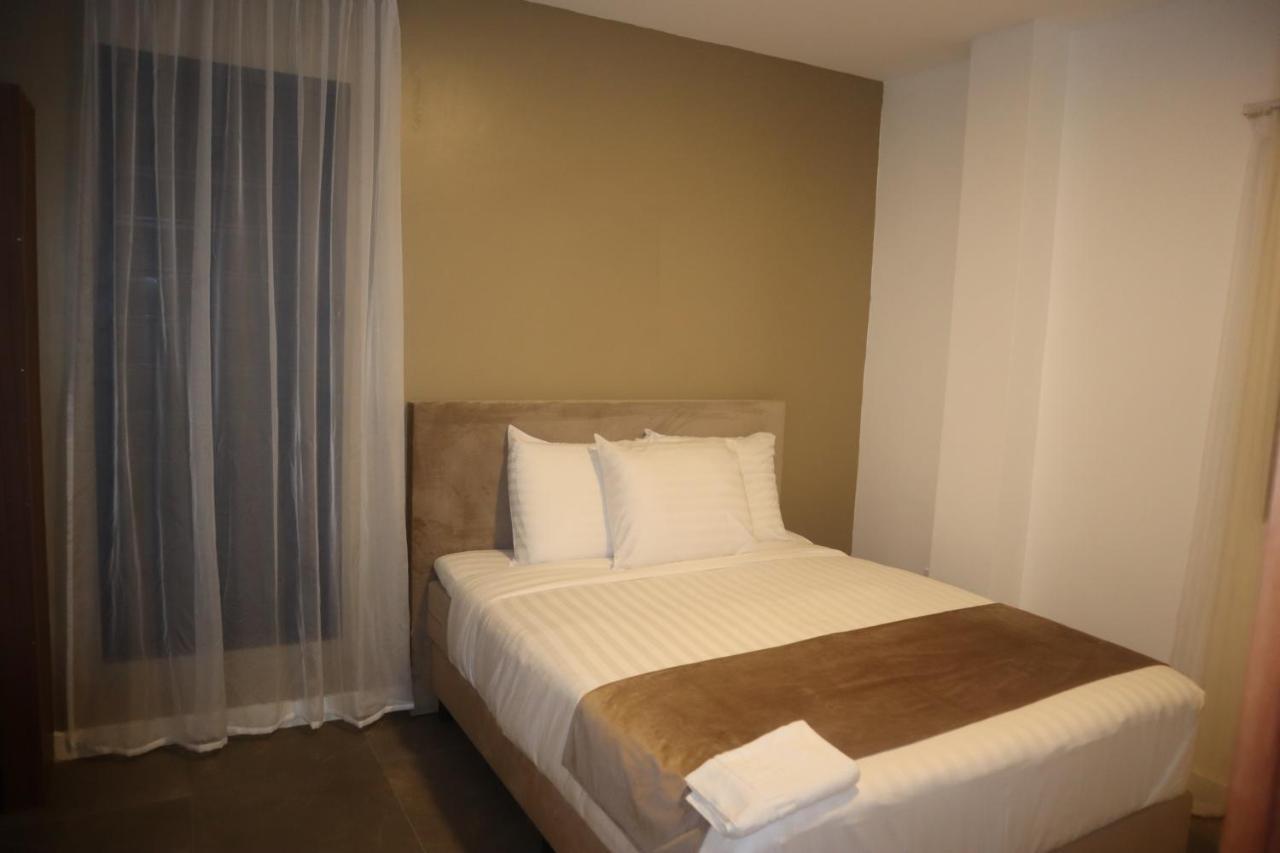 Empire Apartments Su 2 Marthastraat Paramaribo Luaran gambar