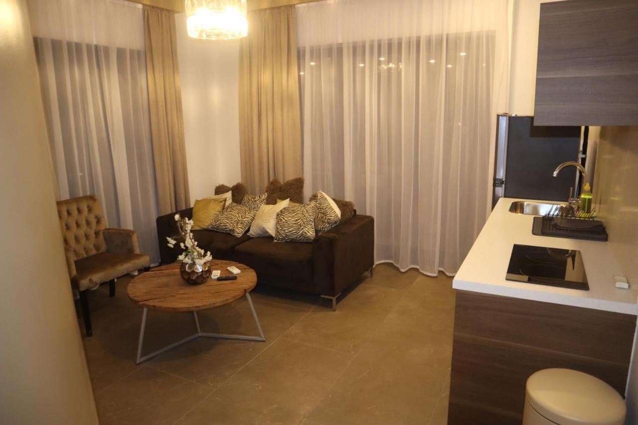 Empire Apartments Su 2 Marthastraat Paramaribo Luaran gambar