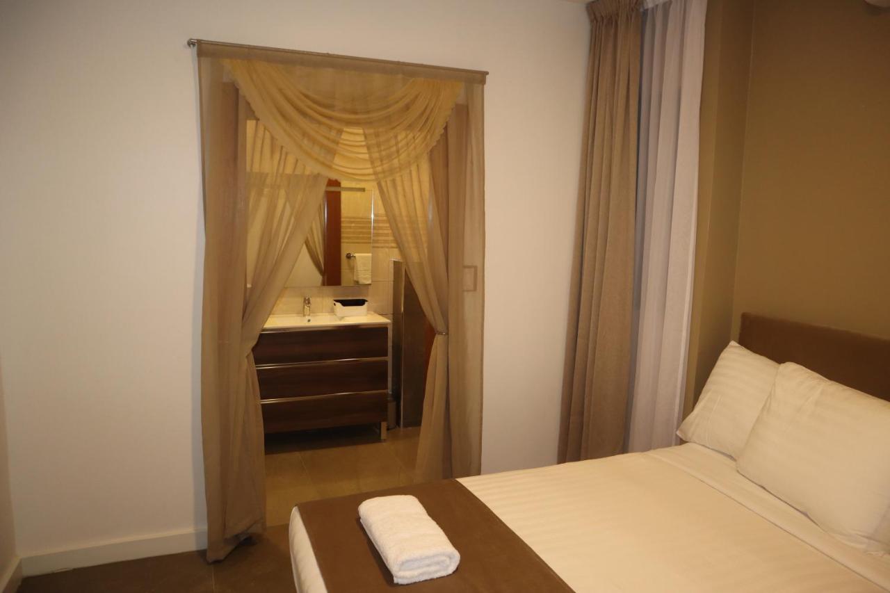 Empire Apartments Su 2 Marthastraat Paramaribo Luaran gambar