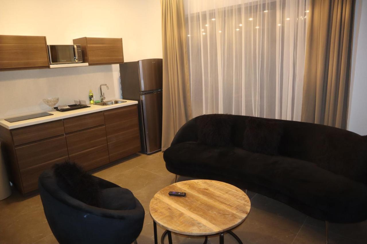 Empire Apartments Su 2 Marthastraat Paramaribo Luaran gambar